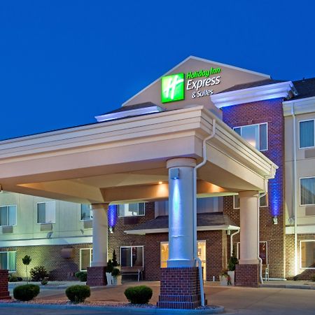 Holiday Inn Express & Suites - Dickinson By Ihg Servis gambar