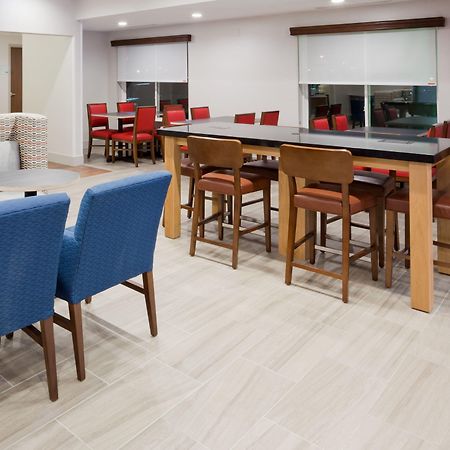 Holiday Inn Express & Suites - Dickinson By Ihg Luaran gambar