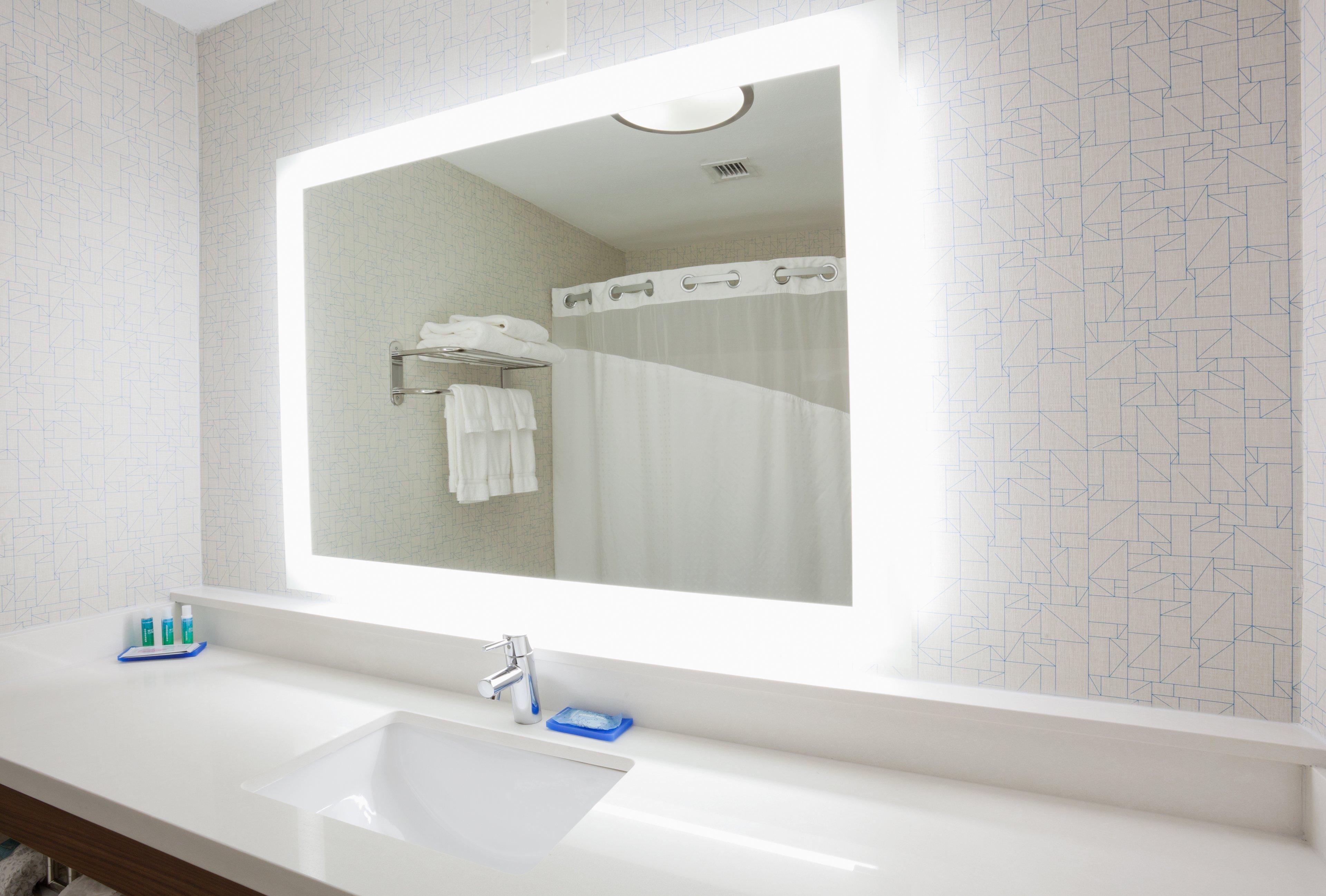 Holiday Inn Express & Suites - Dickinson By Ihg Luaran gambar