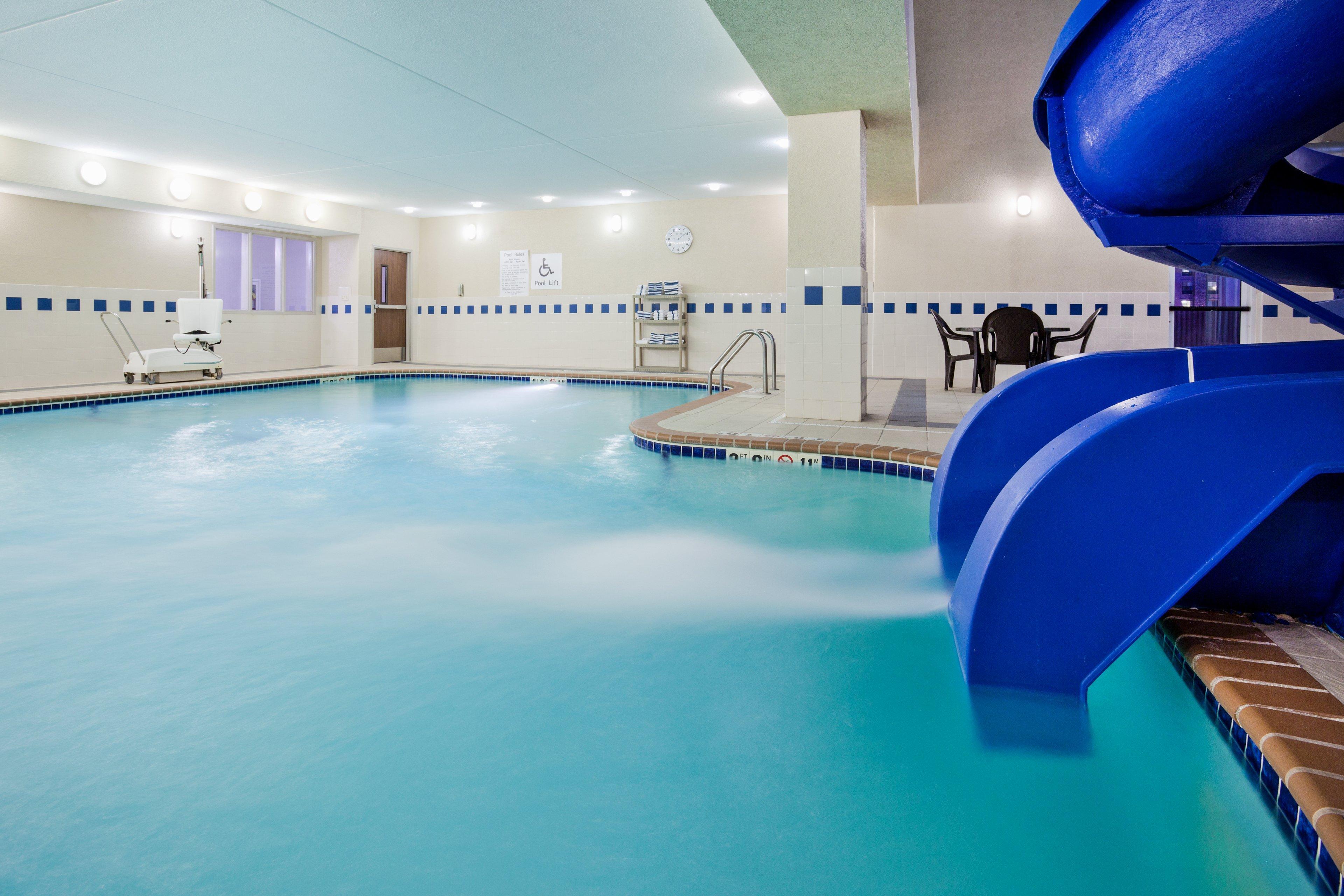 Holiday Inn Express & Suites - Dickinson By Ihg Luaran gambar