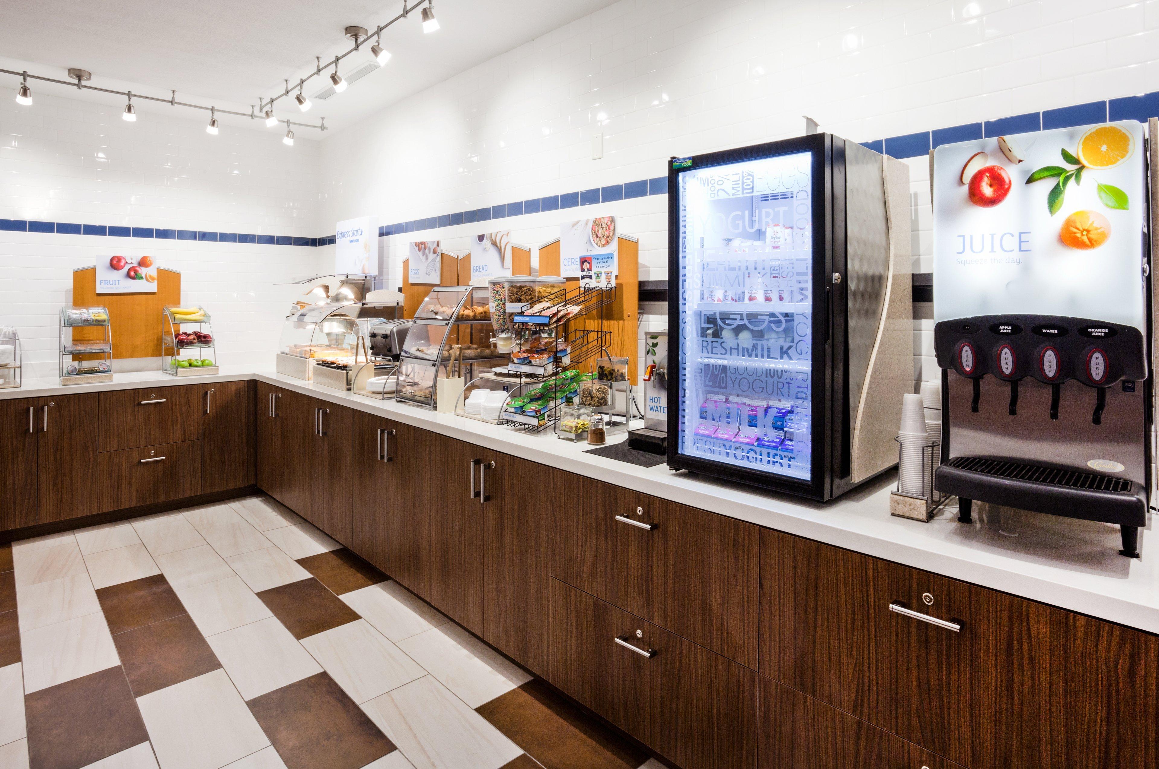 Holiday Inn Express & Suites - Dickinson By Ihg Luaran gambar