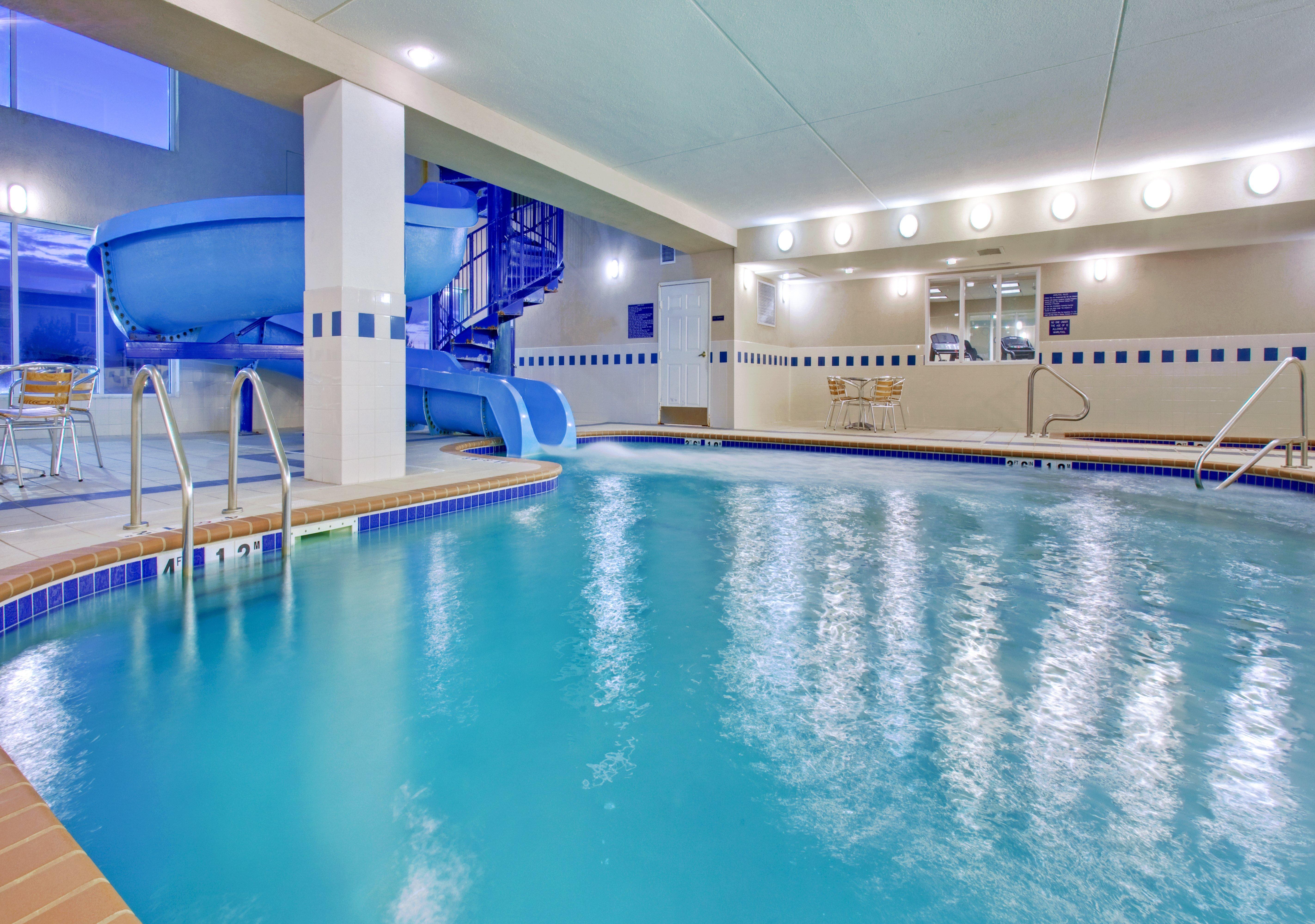 Holiday Inn Express & Suites - Dickinson By Ihg Luaran gambar