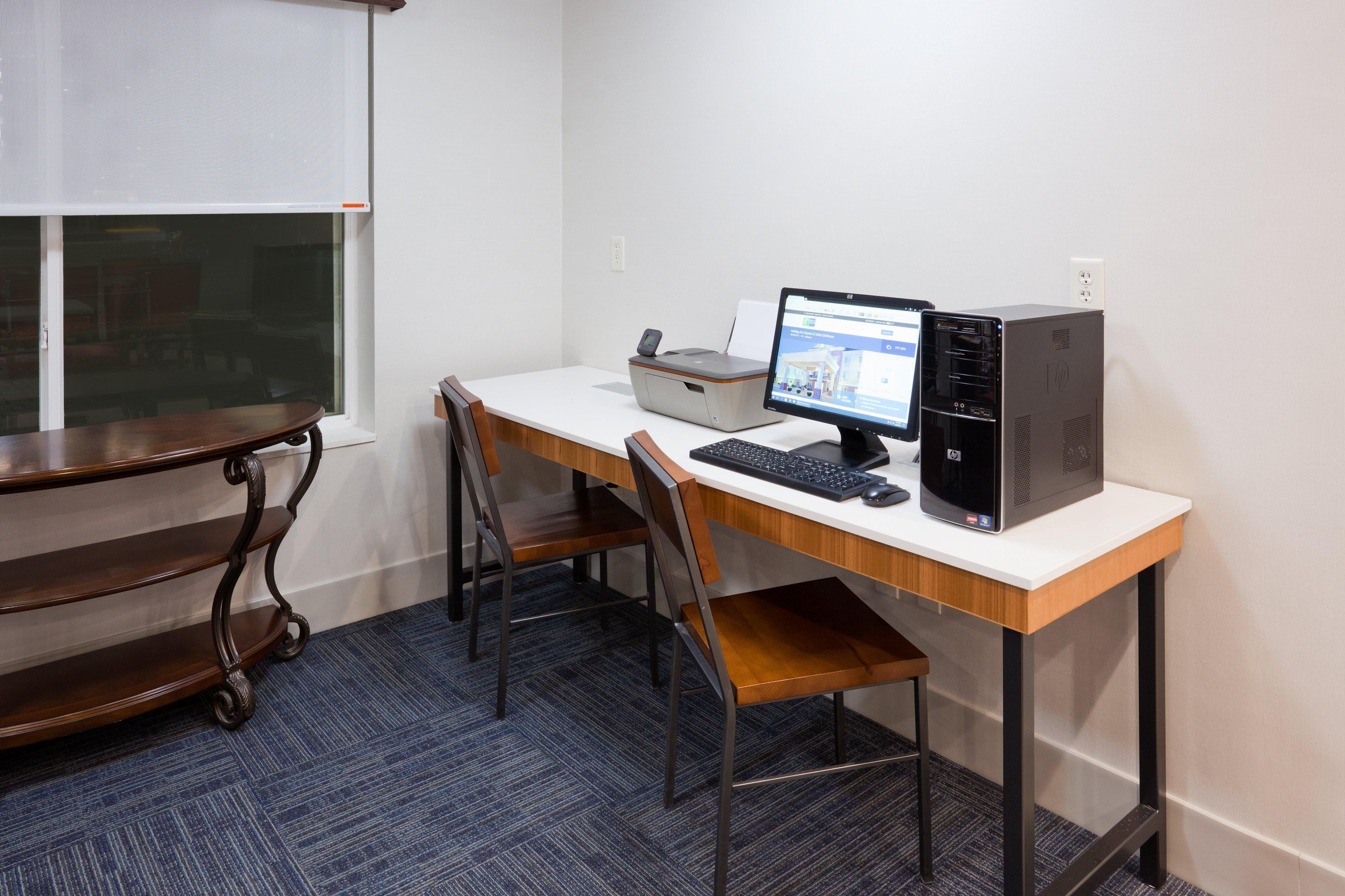 Holiday Inn Express & Suites - Dickinson By Ihg Luaran gambar