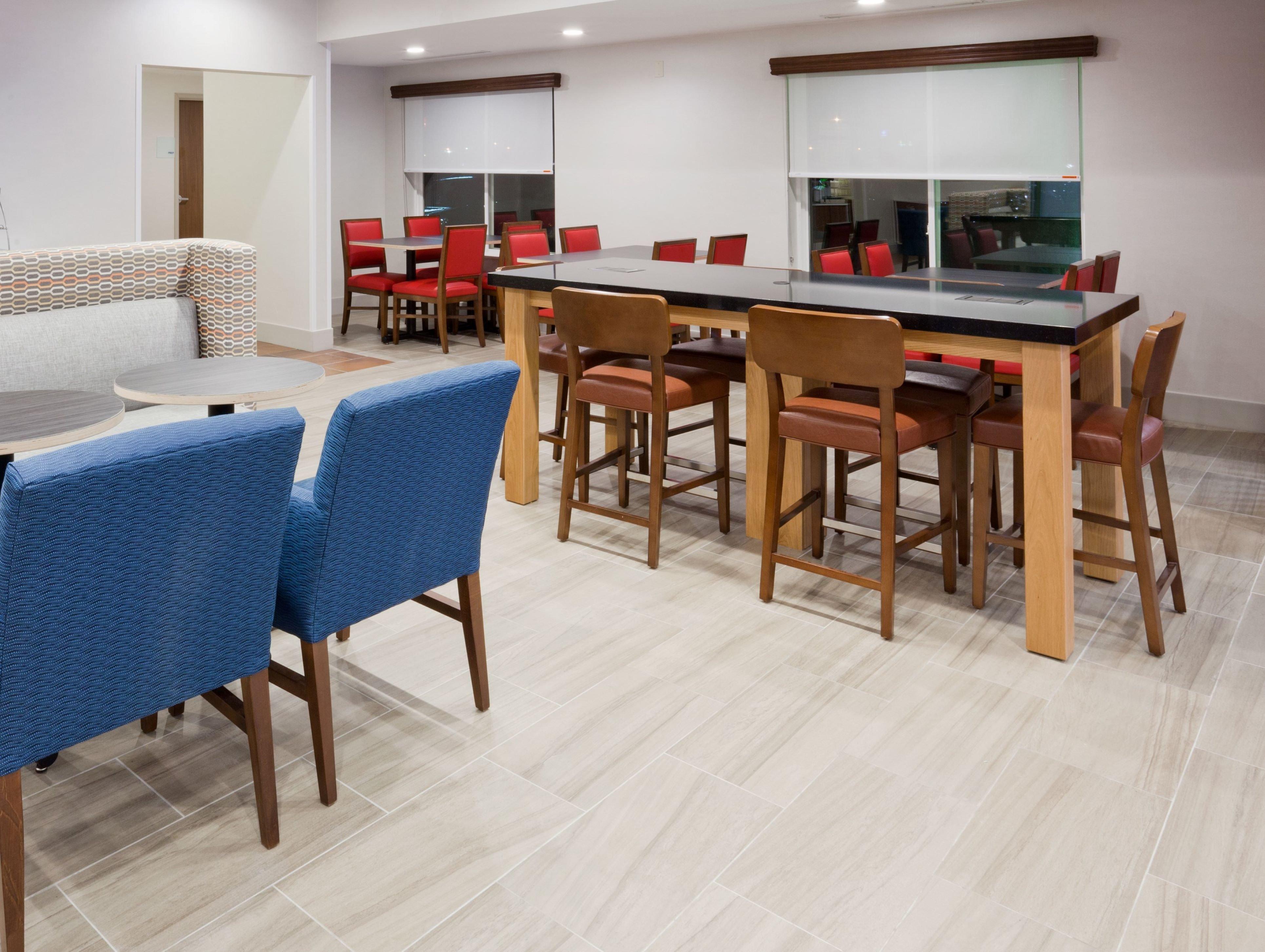 Holiday Inn Express & Suites - Dickinson By Ihg Luaran gambar