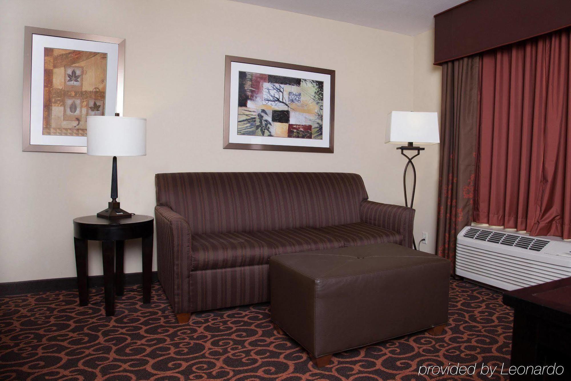 Holiday Inn Express & Suites - Dickinson By Ihg Luaran gambar