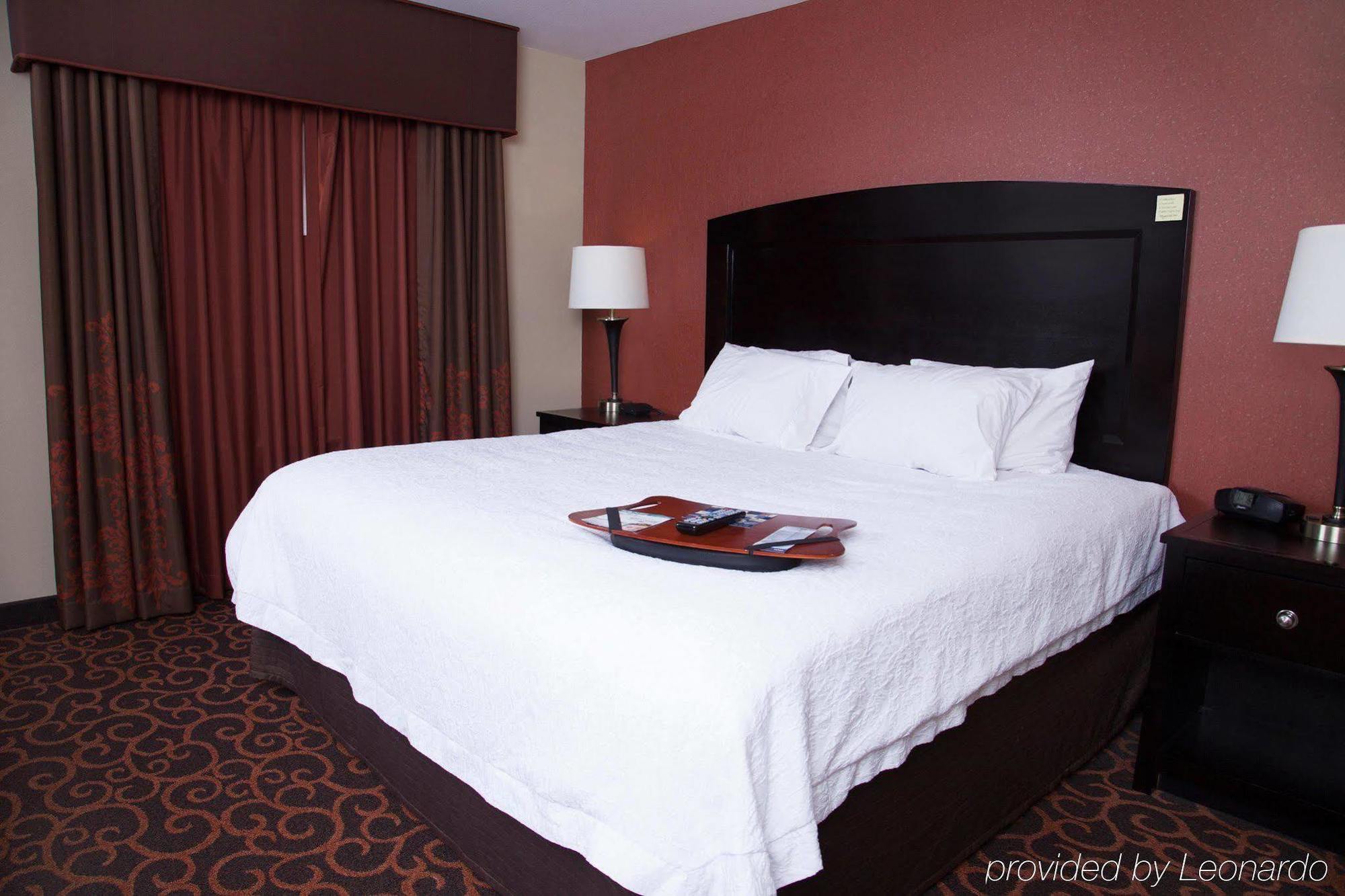 Holiday Inn Express & Suites - Dickinson By Ihg Luaran gambar